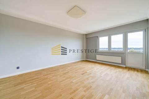 Dwupokojowy apartament w budynku z basenem, fitnes