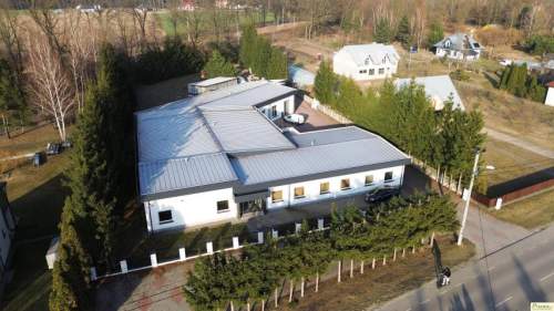 Atrakcyjny budynek usług-produk. 900 m2 - działka 42 ary w Łukowie