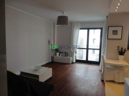 Wygodne studio po remoncie, balkon