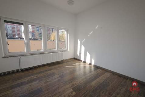 Budynek 430m2 Dom Ul. Stroma
