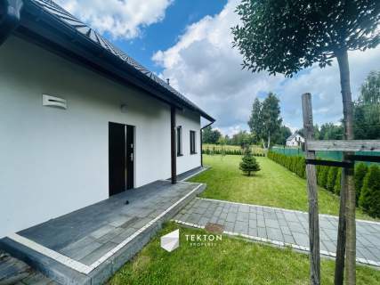 Dom na Mazurach nad jeziorem, Winiec