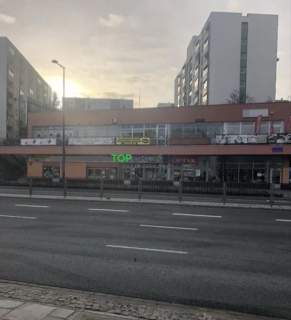 Wygodny lokal na dowolną działalność