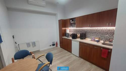 Lokal handlowy usługowy parter parking klima