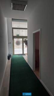 Lokal handlowy usługowy parter parking klima