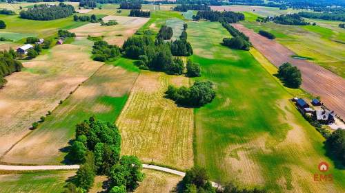 Działka nad jeziorem