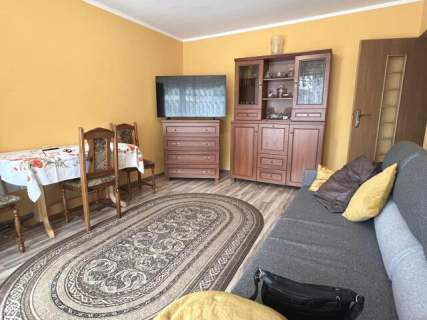 I PIĘTRO - 2 pokoje z balkonem od południa