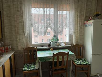 mieszkanie 4 pokoje 73m.