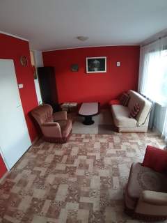Sprzedam 33m2,balkon, tuz przy metro Stoklosy. BEZPOSREDNIO