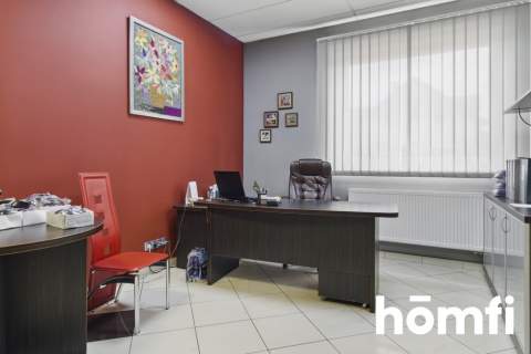 Kompleks budynków biurowo-magazynowych