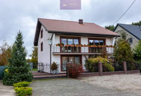 Dom po remoncie, widok na Wisłę, wysoki standard