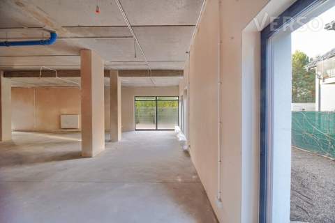 Narożny lokal 137,18 m2 oddany do użytku