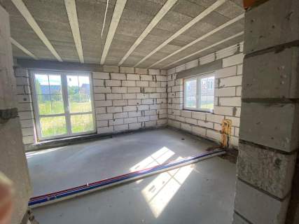 Przestronny dom 240 m na dużej działce 0,74 ha spokojna o