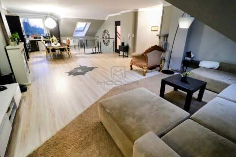 Przestronny apartament na zamkniętym osiedlu 