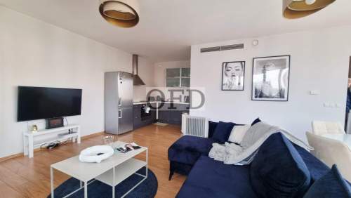 Plac Dominikański 63,5m2 4 piętro Widok Garaż