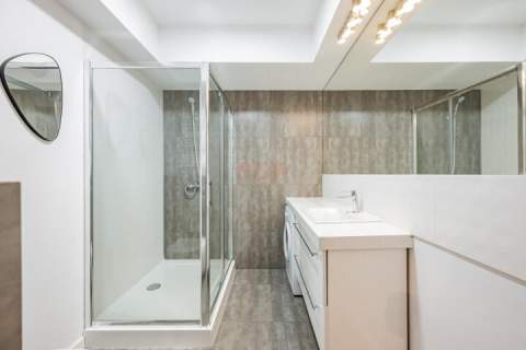 Mieszkanie w apartamentowcu 200 metrów od Płyty Rynku