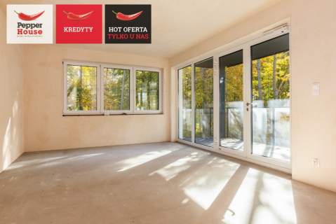 Dwupoziomowy apartament w otulinie lasu