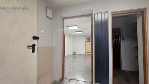 Dom parterowy , dwie niezależne częściami, duża działka - Klenica