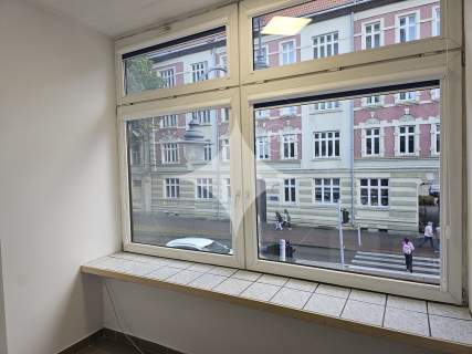 Lokal biurowy w centrum 72m2 Ip.