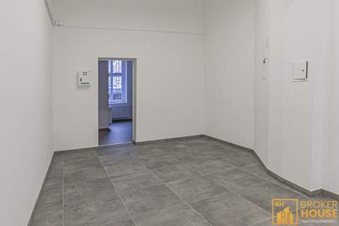 LOKAL NA WYNAJEM- CENTRUM UL. OZIMSKA