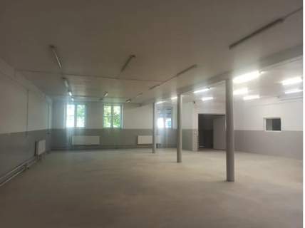 Magazyn ogrzewany na parterze