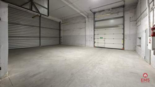 Hala-magazyn z rampą 1200 m2