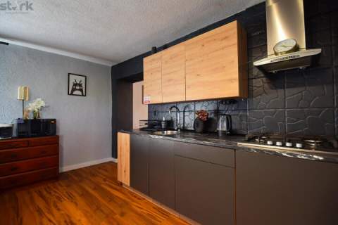 Hostel-kwatery pracowni-biura-usługi-zaplecze CPK