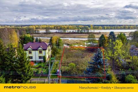 Działka nad Narwią z linią brzegową