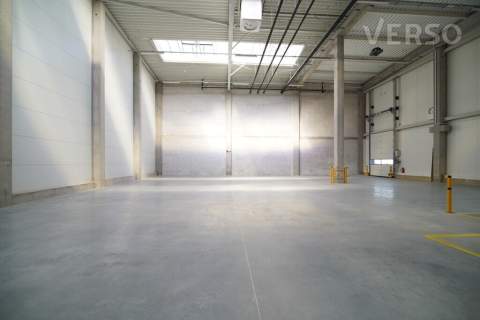 Magazyn 482 mkw. biuro 290 mkw. parking