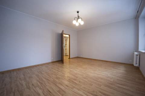  REZERWACJA Zadbane i rozkładowe 74,18 m2 Balkon II piętro WARTO