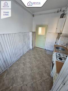 3 pokoje do remontu parter idealne na biuro