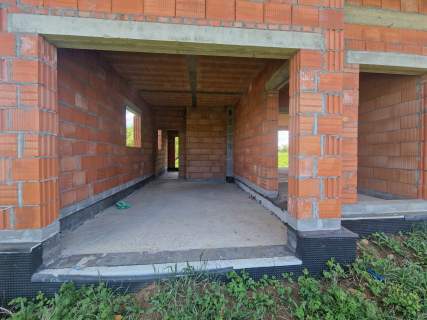 Nowy dom w Częstochowie / dom piętrowy 174m2