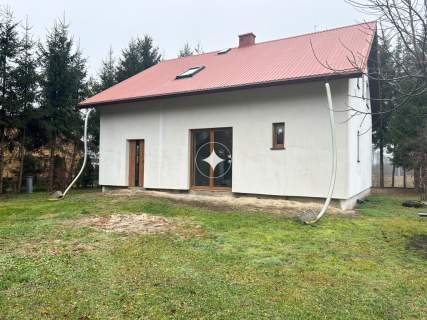 Unikatowa posiadłość z prywatnym lasem