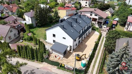 Szeregówka z garażem