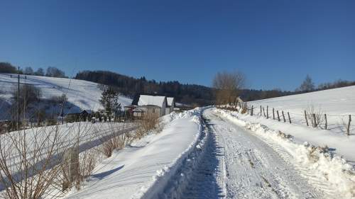 Gotowy biznes turystyczny - 4 domy. Bieszczady - 1,25 ha