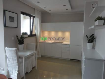 Wygodne studio po remoncie, balkon