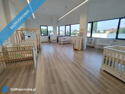 Bezpośrednio lokal 70 m2 lub 2 x 70 m2 na biuro, pracownię, usługi...