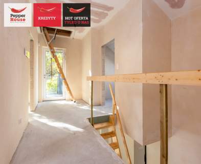 Dwupoziomowy apartament w otulinie lasu