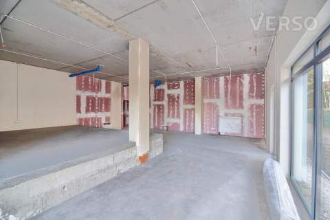 Narożny lokal pod każdą działalność 90,63 m2