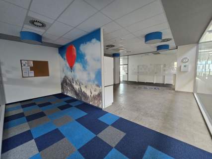 Lokal biurowy o powierzchni 2.450,30 m 