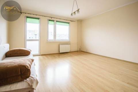 2 pokoje, balkon, 2 piętro /os. Zawiszów