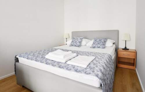 Kołobrzeg dz. Portowa ul. spacerowa . Apartament 300 m do morza