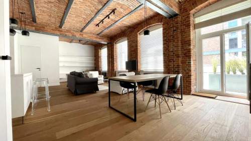 LOFT z balkonem i MP w centrum