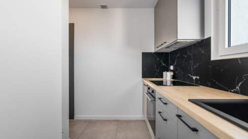 Centrum Rumii Parter, Balkon, Piwnica, Zapraszamy