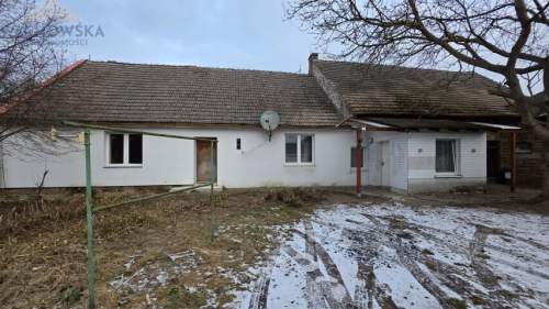 Dom parterowy , dwie niezależne częściami, duża działka - Klenica