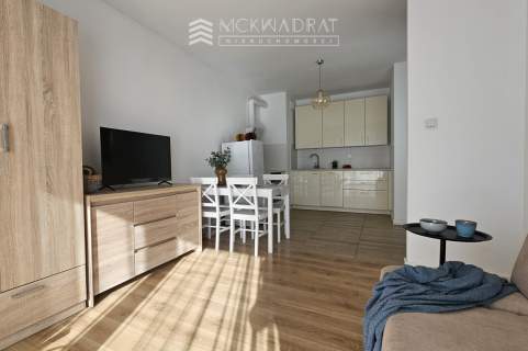 Centrum apartamentowiec 2 pokoje 37 m2, parking
