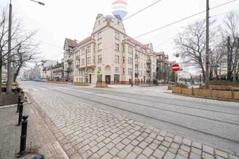 Obszerne klimatyczne poddasze strych Jeżyce