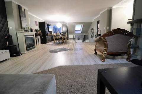 Przestronny apartament na zamkniętym osiedlu 