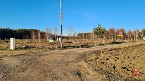 Działka 1000 m2, rozpoczęta inwestycja