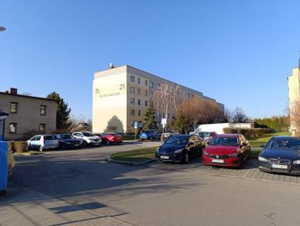 Z widokiem na zachód.