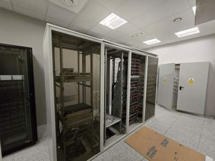 Lokal biurowy o powierzchni 2.450,30 m 
